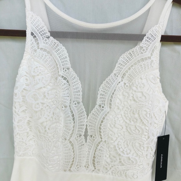Lulus lace dress white NWT - Picture 5 of 8